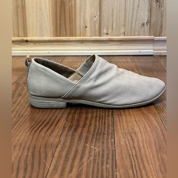 Dr. Scholl’s Tan Loafers - Picture 5 of 7